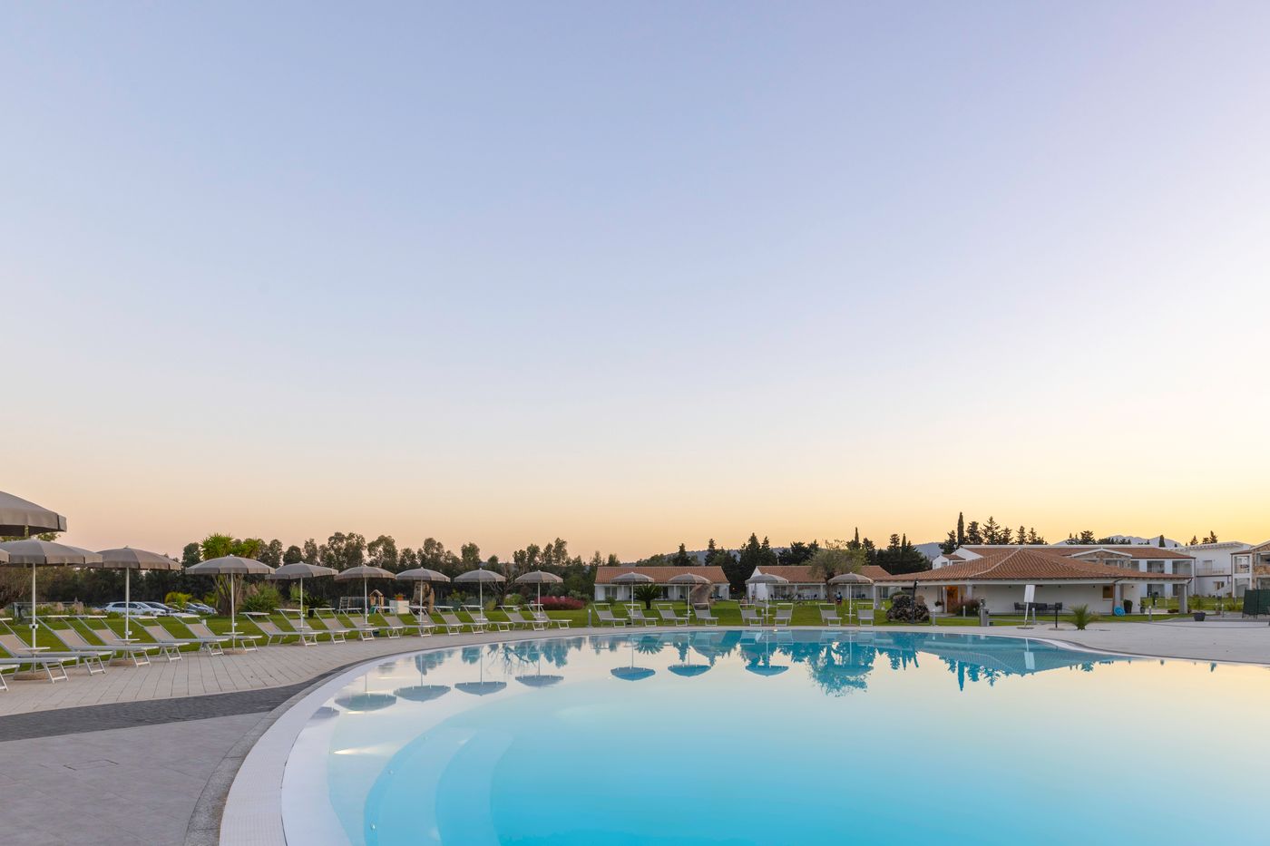 Hotel-S-arena-Beach-Pool-2