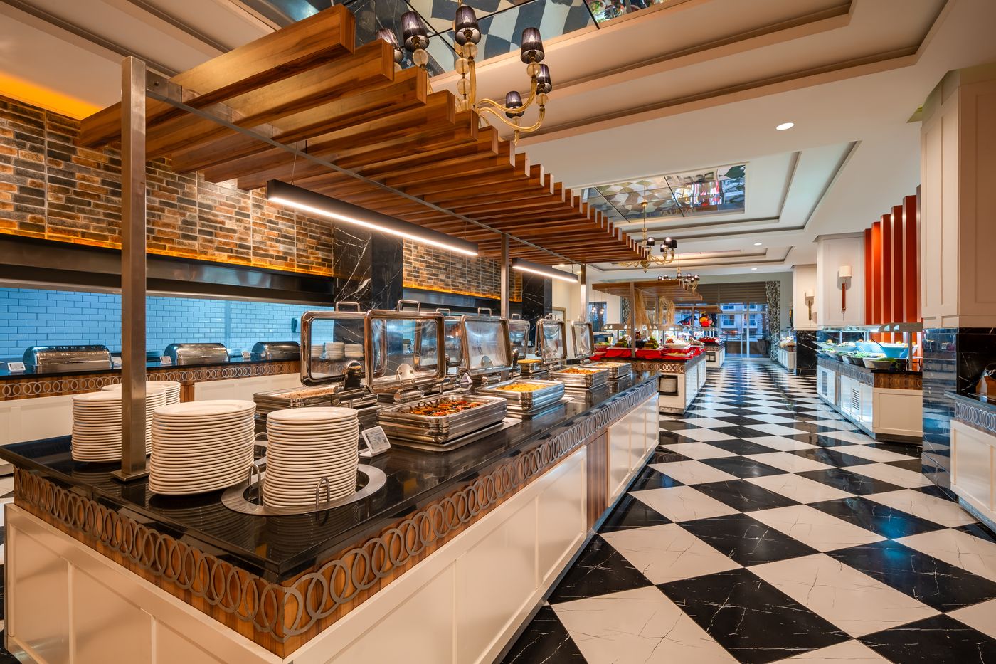 Royal-Garden-Beach-Restaurant-39