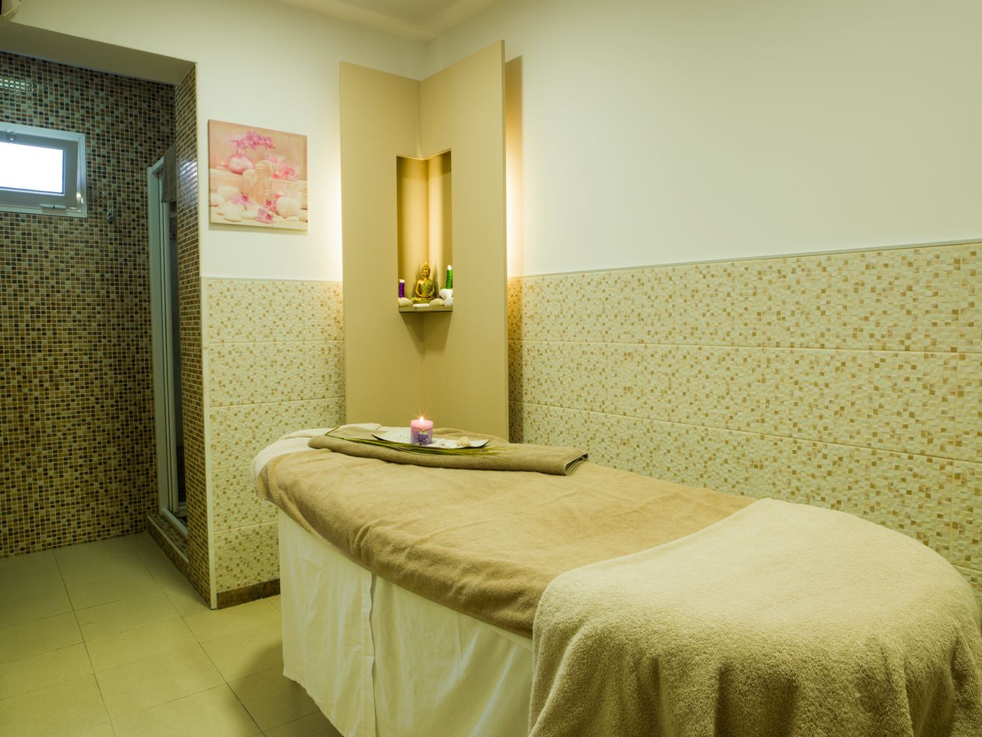 Monarque-Fuengirola-Park-Sports-and-Entertainment-52