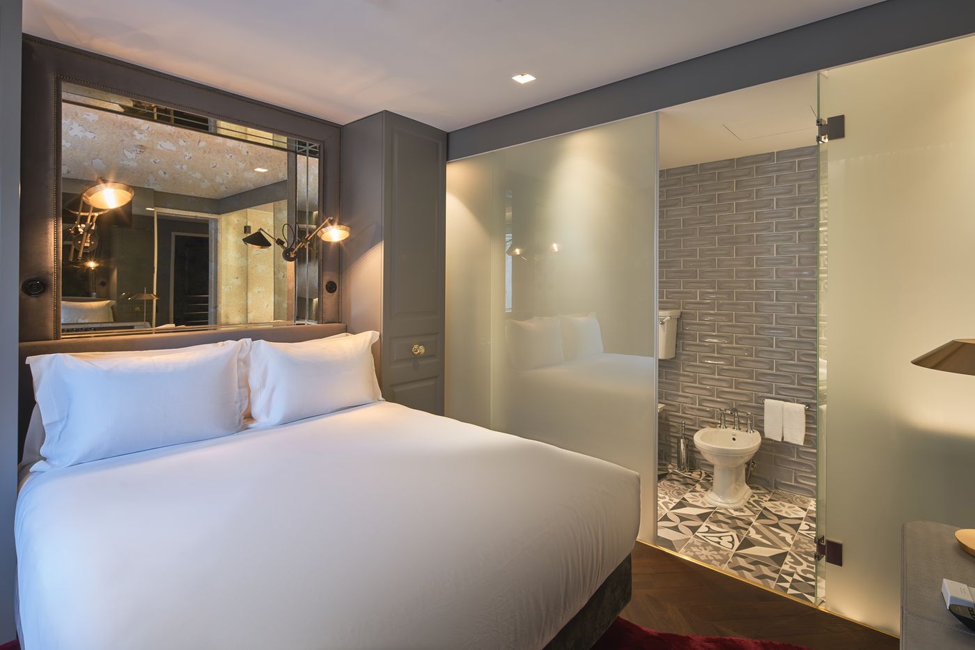 O-Artista-Suites-By-Europe-Room-16