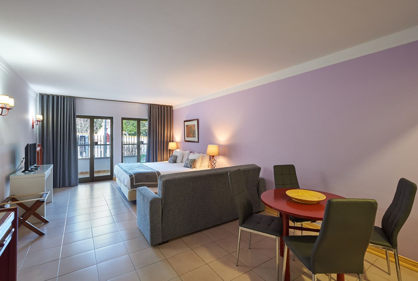 Clube-Do-Lago-Room-20