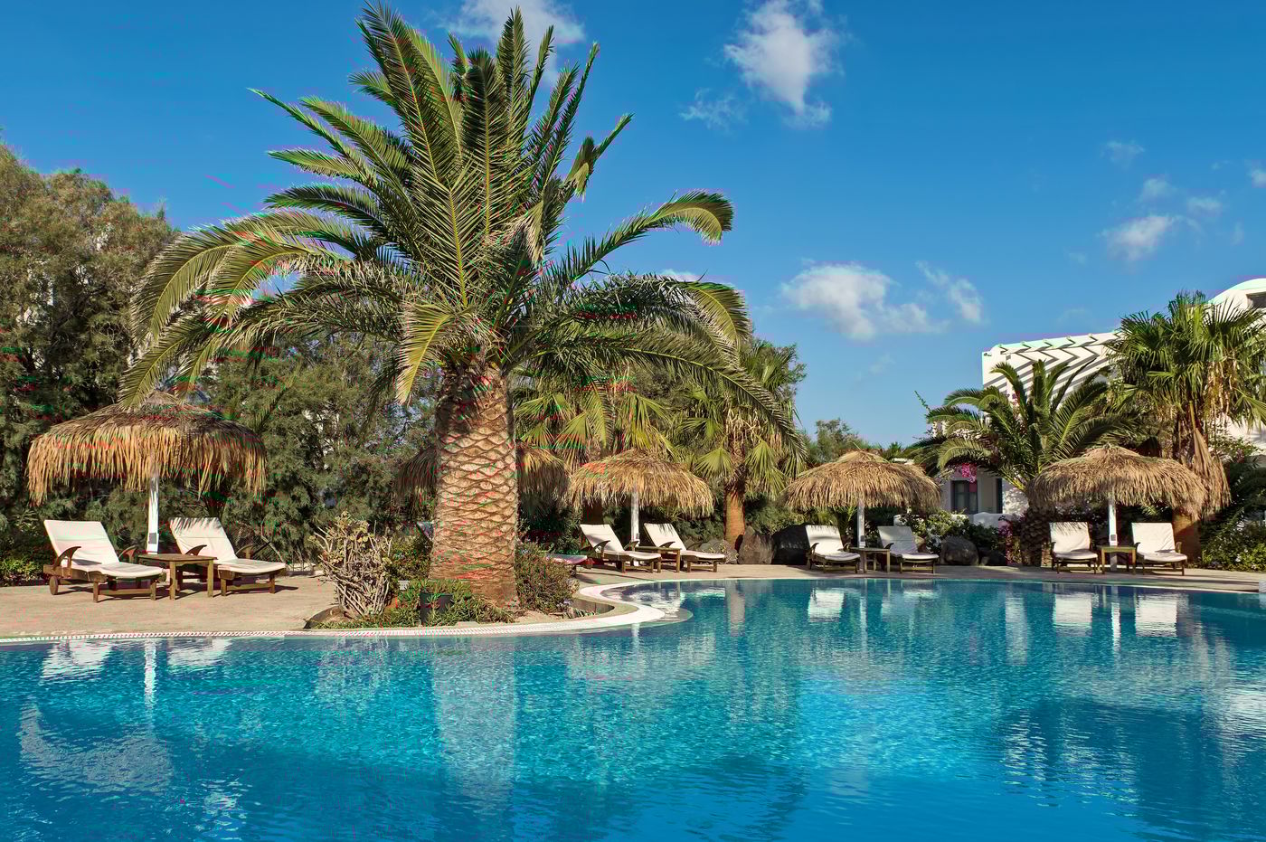 Atlantis-Beach-Villas-General-view-2