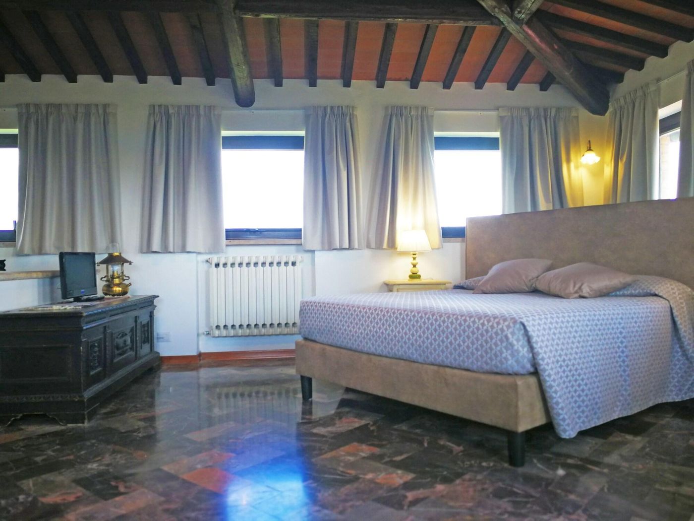 La-Loggia-Villa-Gloria-Room-30