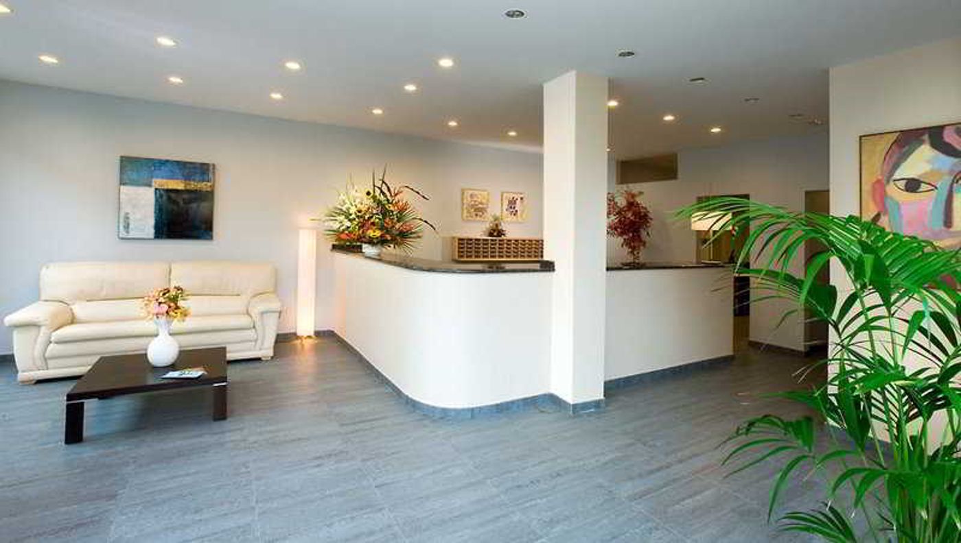 Dunas de Liencres Apartamentos-Spain-Boo De Pielagos Sant-Lobby-3