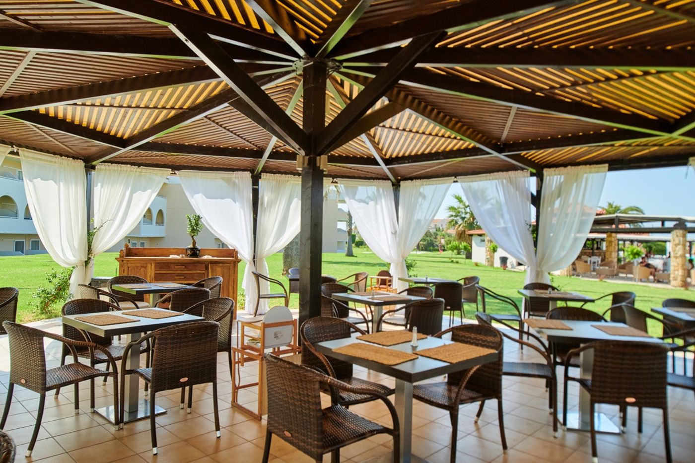 Kefalonia-Palace-Restaurant-41