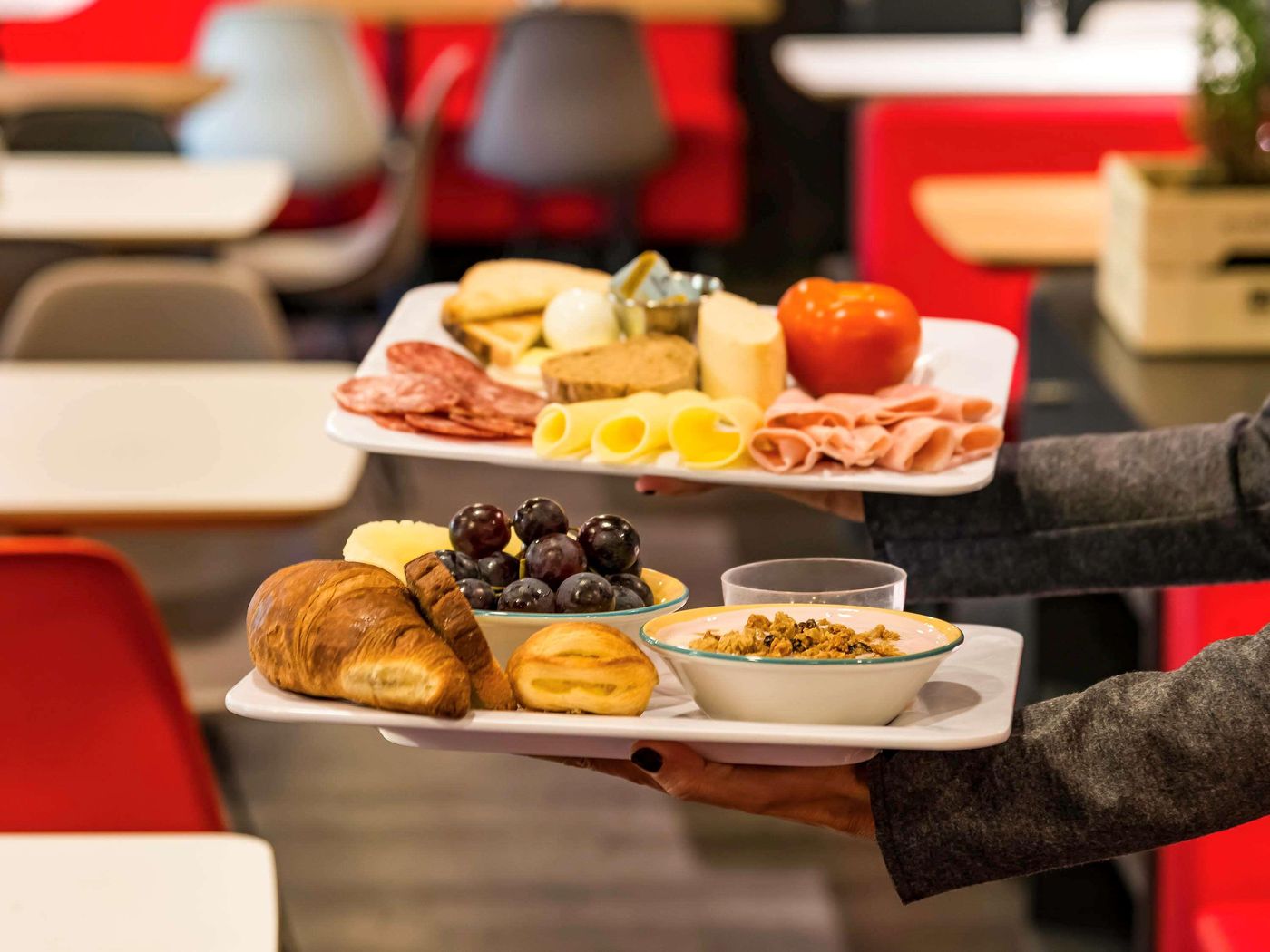 ibis-Milano-Ca-Granda-Restaurant-53