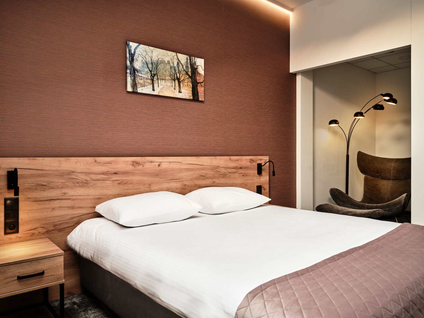 1891-Garni-Hotel-Room-18