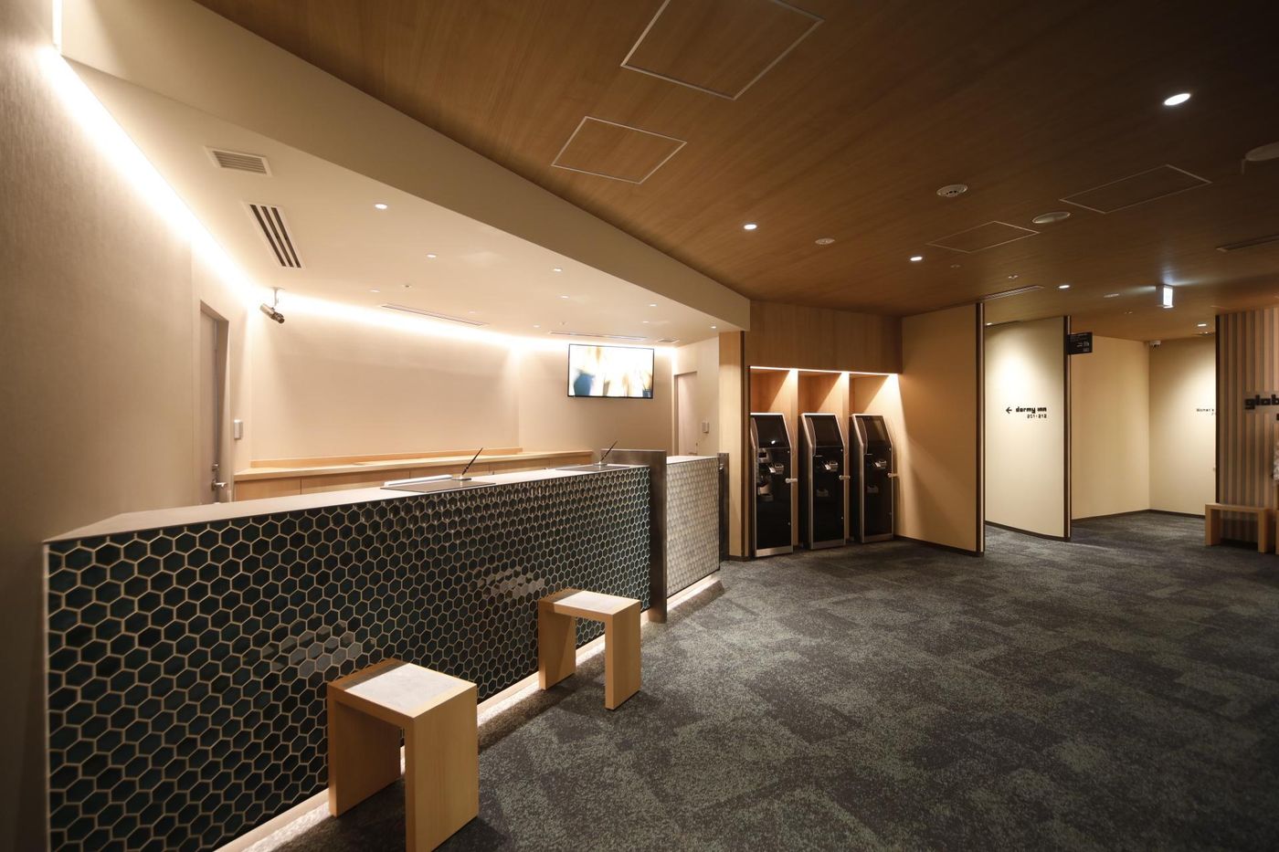 Dormy Inn Korakuen Hot Springs-Japan-Tokyo-Lobby-10