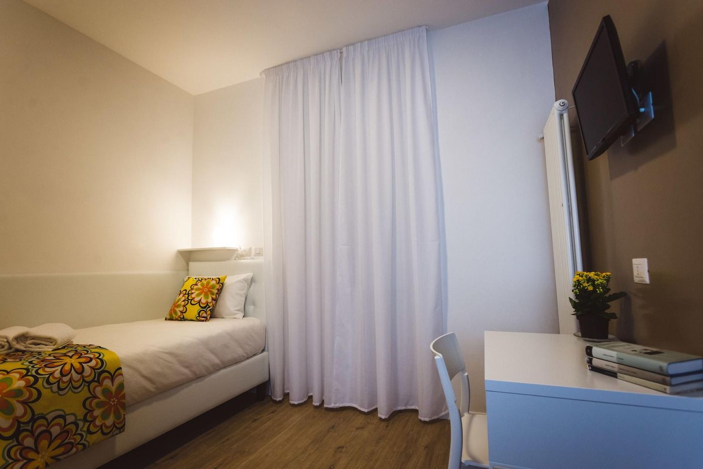 B&B Angelina Rooms in Rome-Italy-ROME-Room-9