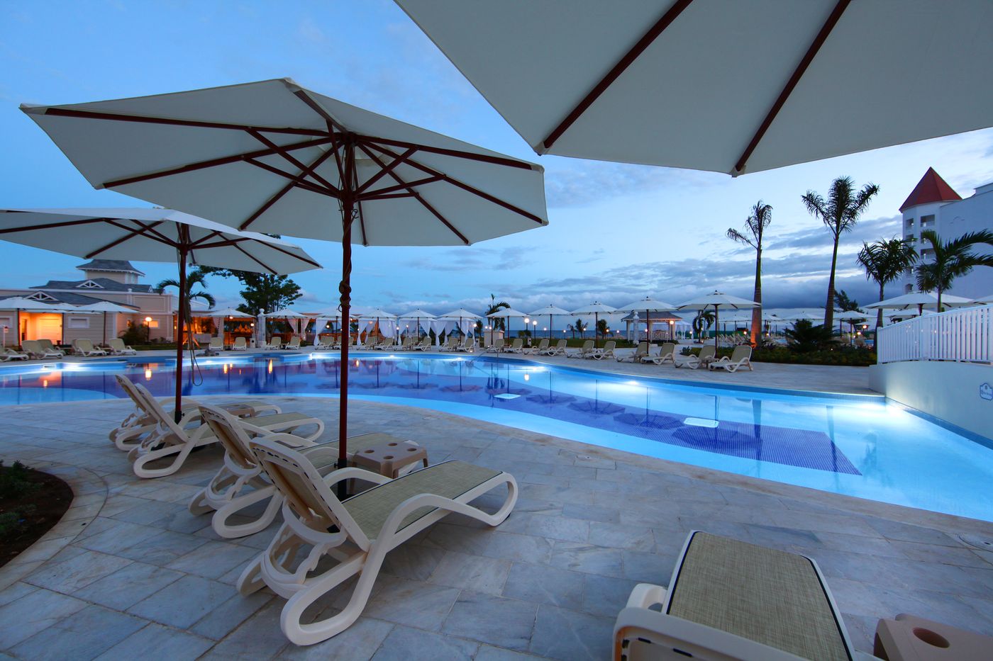 Luxury-Bahia-Principe-Runaway-Bay-All-Inclusive-Adults-Only-Pool-2