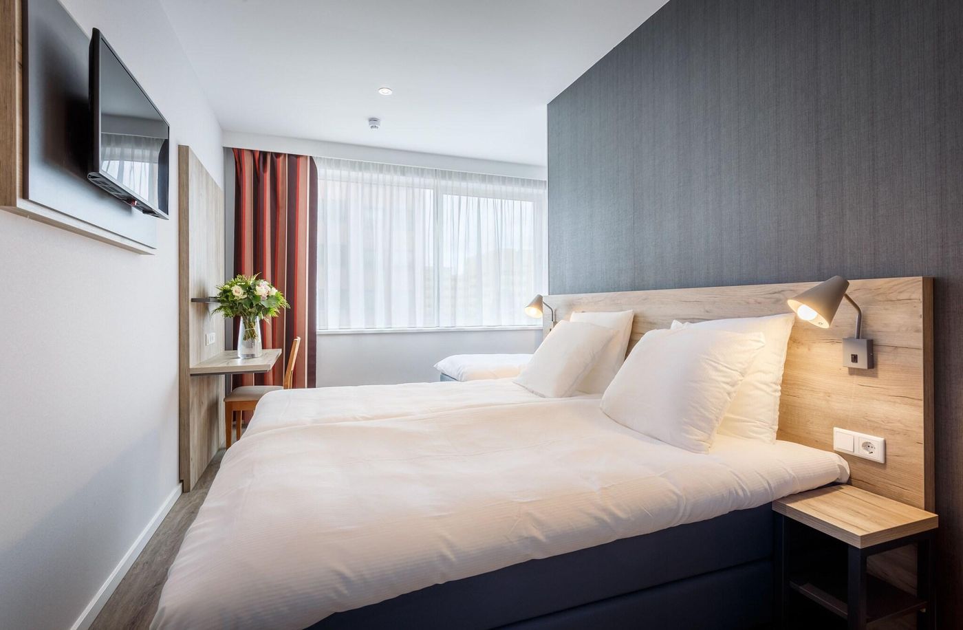 Joy-Hotel-Amsterdam-Room-4