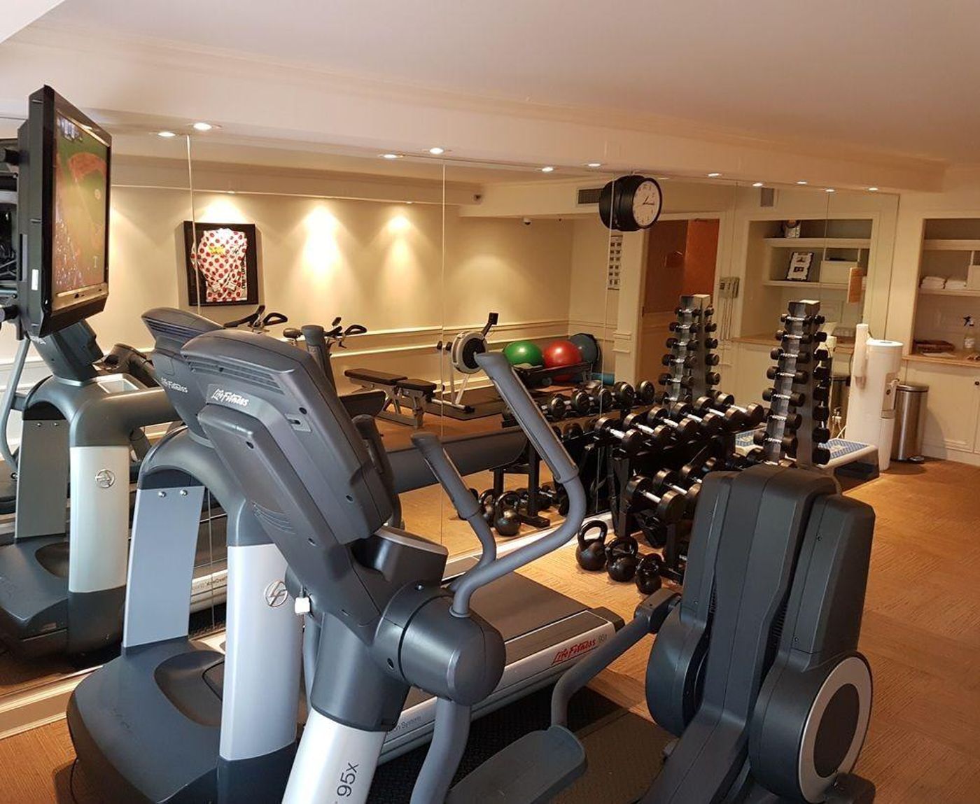 Wedgewood-Hotel---Spa-General-view-46