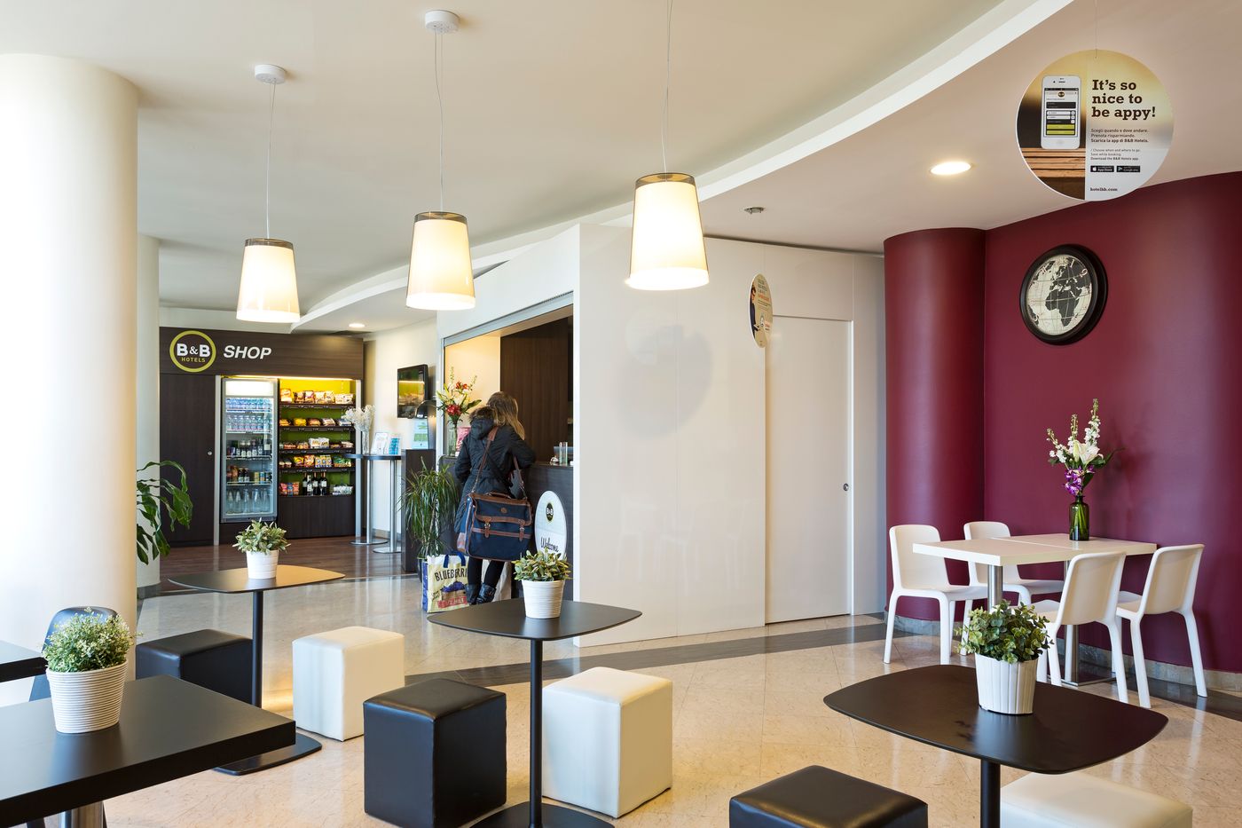 B-B-Hotel-Pisa-Lobby-12