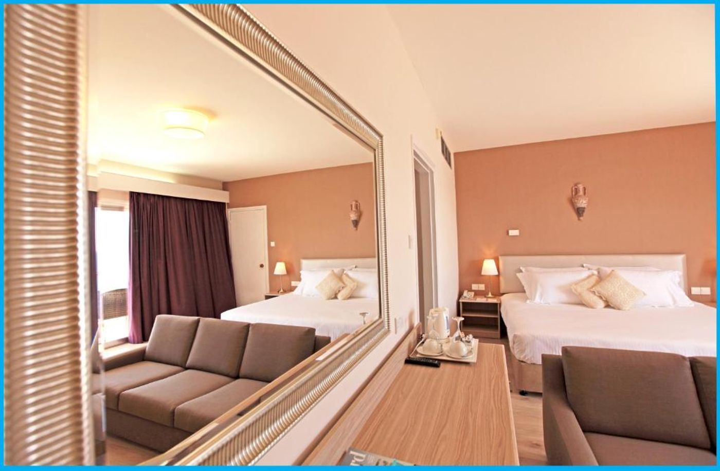 Poseidonia-Beach-Hotel-Room-9