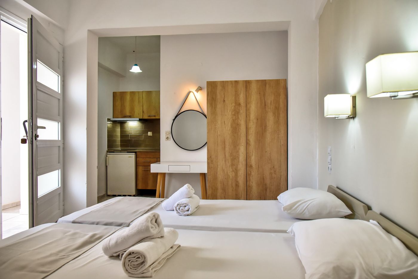 Iraklis-Apartments---Studios-Room-26