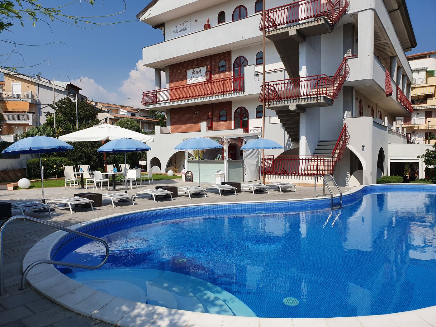 Hotel-Alexander-Pool-3