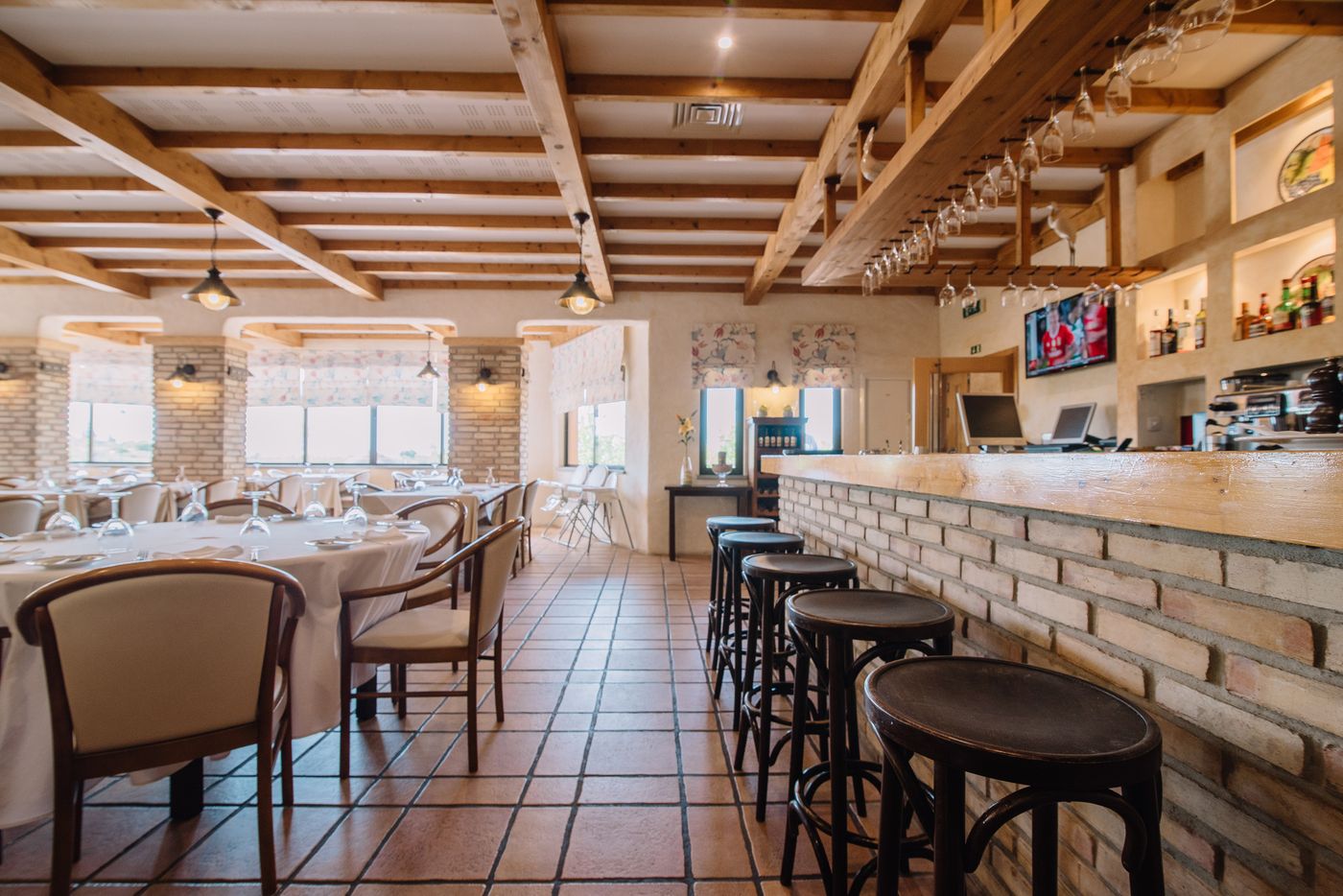 Quinta-Dos-Poetas-Bar-48