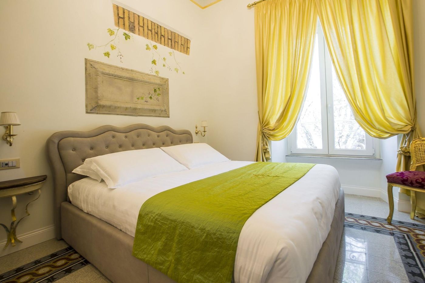 Trastevere-Royal-Suite-Room-11