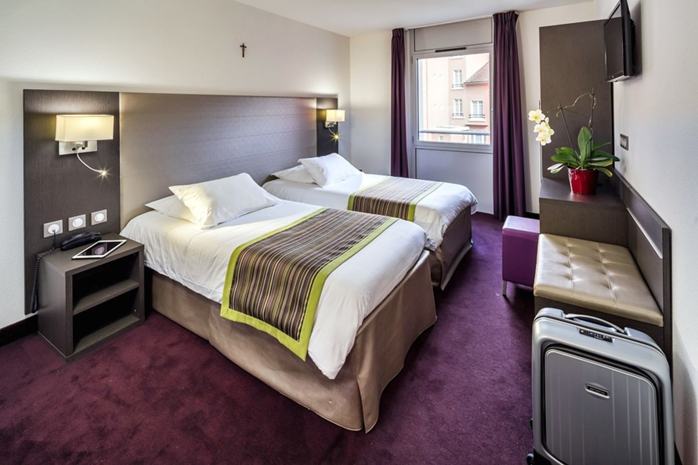 Astrid-France-LOURDES-General view-2