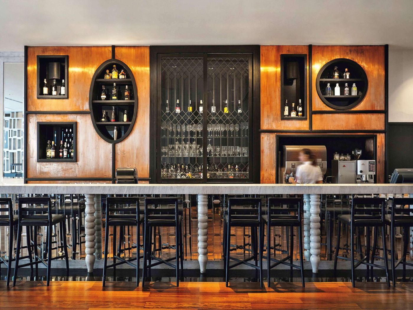 Movenpick-Hotel-Sukhumvit-15-Bangkok-Restaurant-14