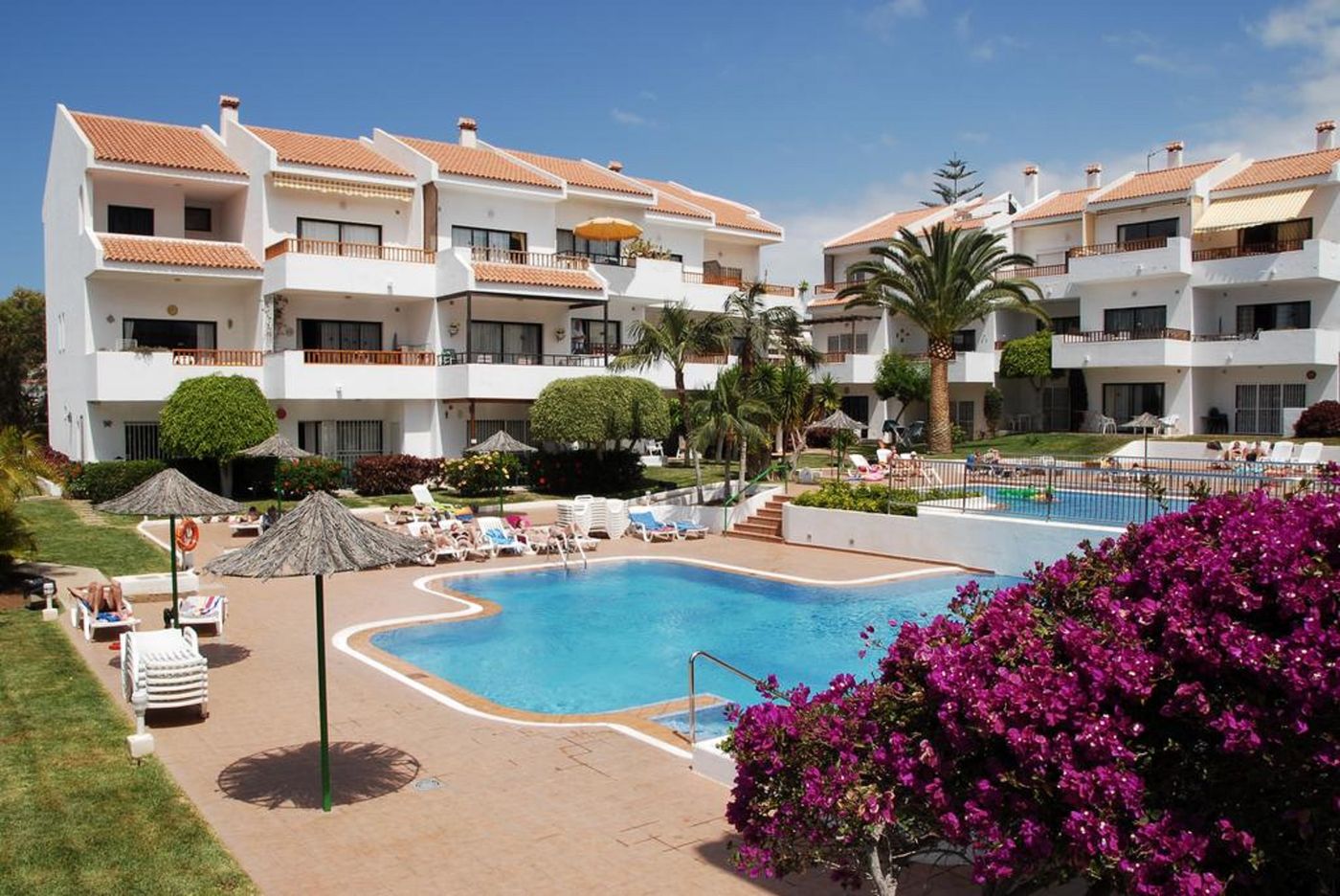 HG-Cristian-Sur-Pool-2