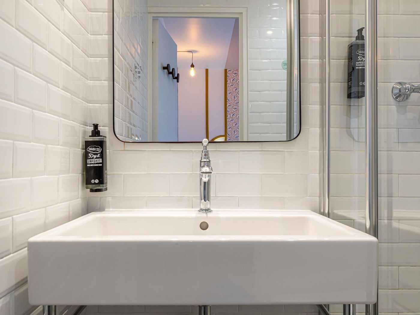 Ibis-Styles-Paris-Cambronne-Room-43