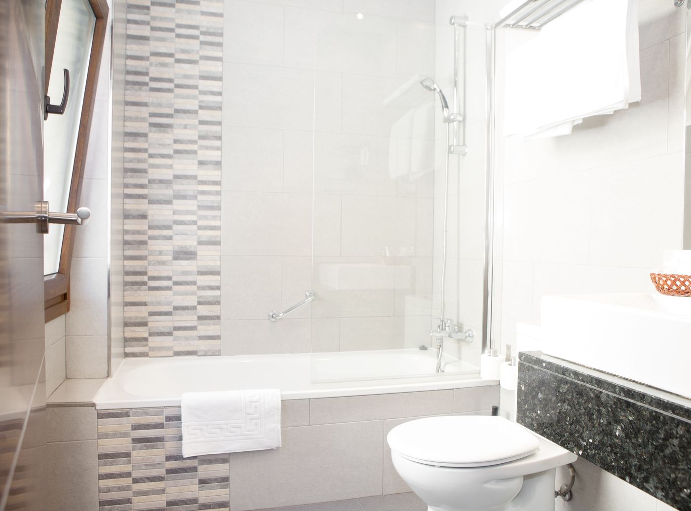 Castilla-Guerrero-Room-28