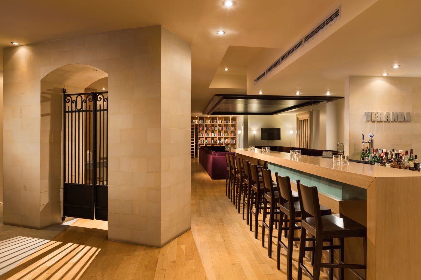 The-Island-Hotel---Adults-Only-Lobby-46