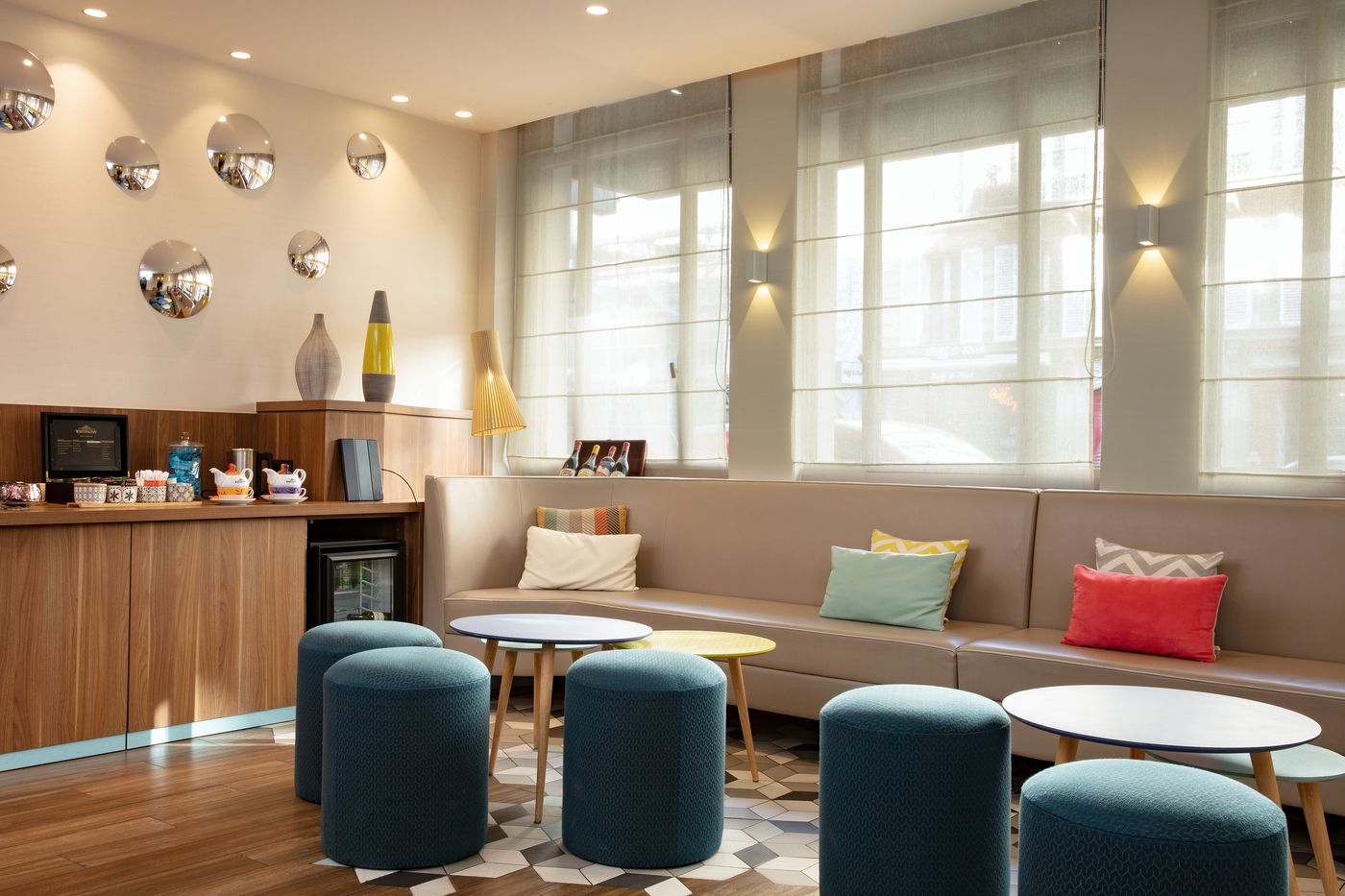 Hotel-des-Nations-Saint-Germain-Lobby-10