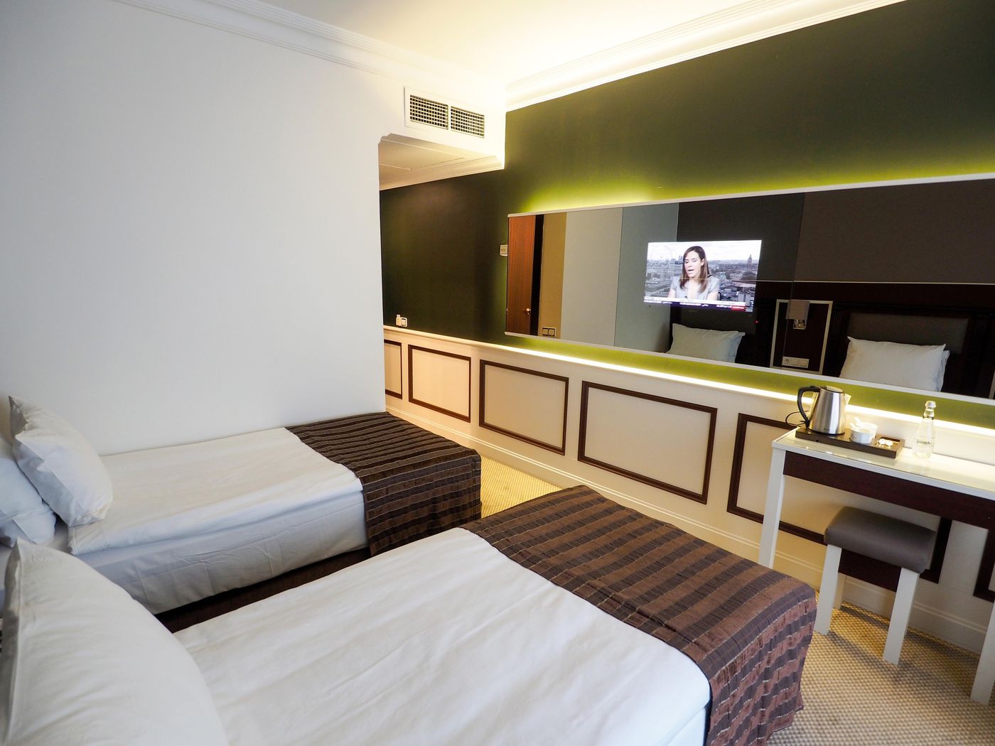 Seminal Hotel-Turkey-Beyoglu-Room-9