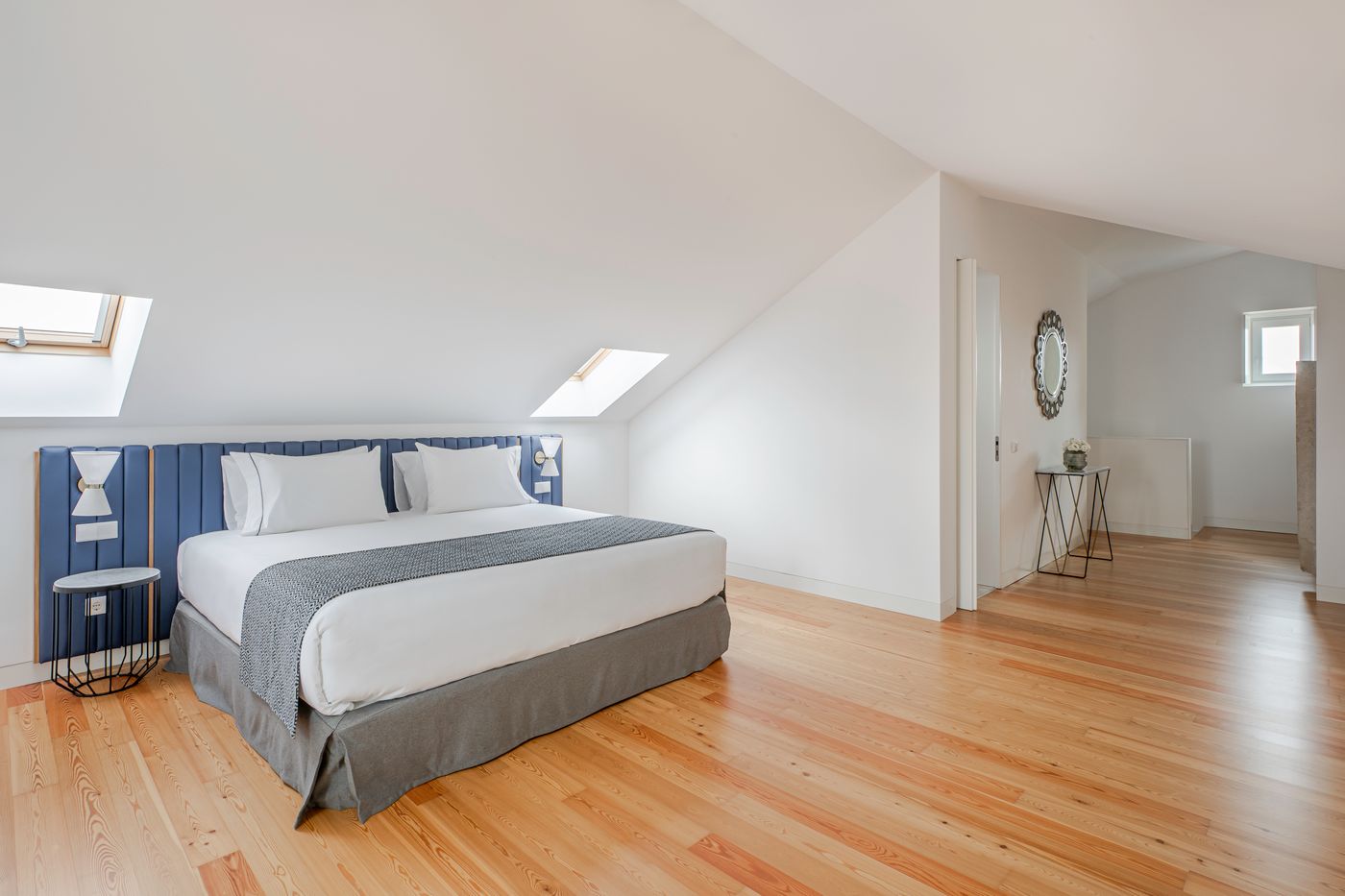 Tandem-Palacio-Alfama-Suites-Room-21