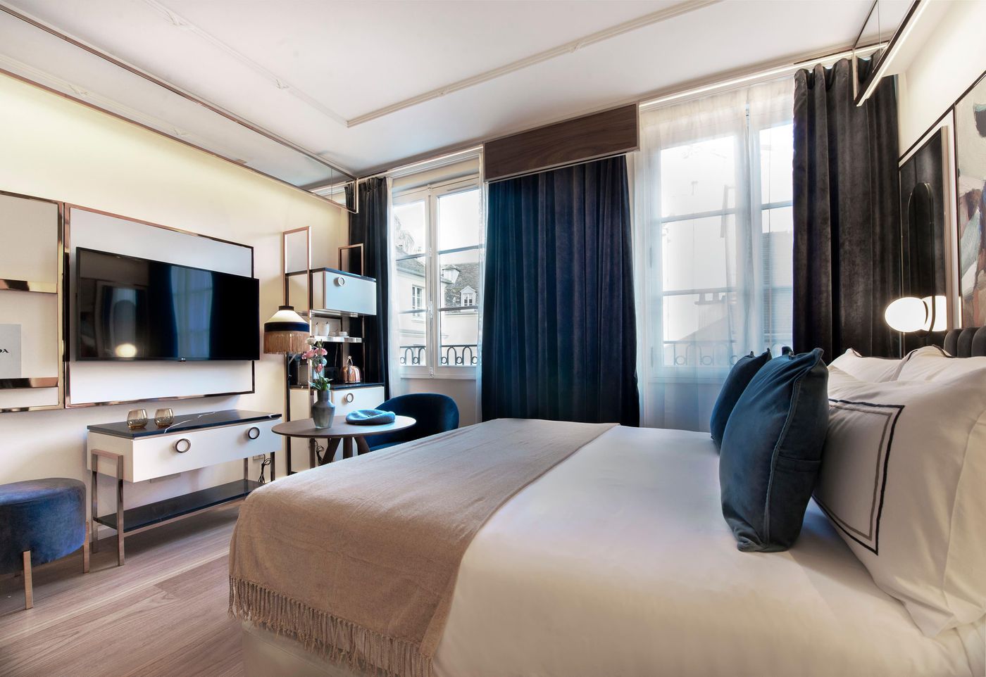 Melia-Paris-Notre-Dame-Room-27