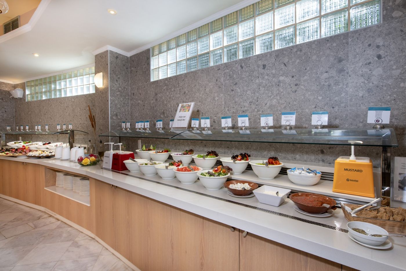 Hydramis-Palace-Beach-Resort-Restaurant-68