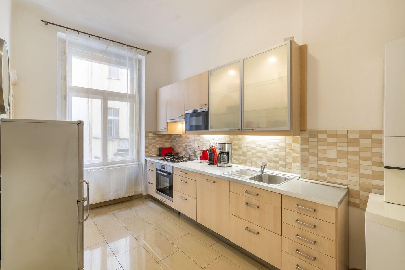 Old-Town-Square-Apartments-Room-24