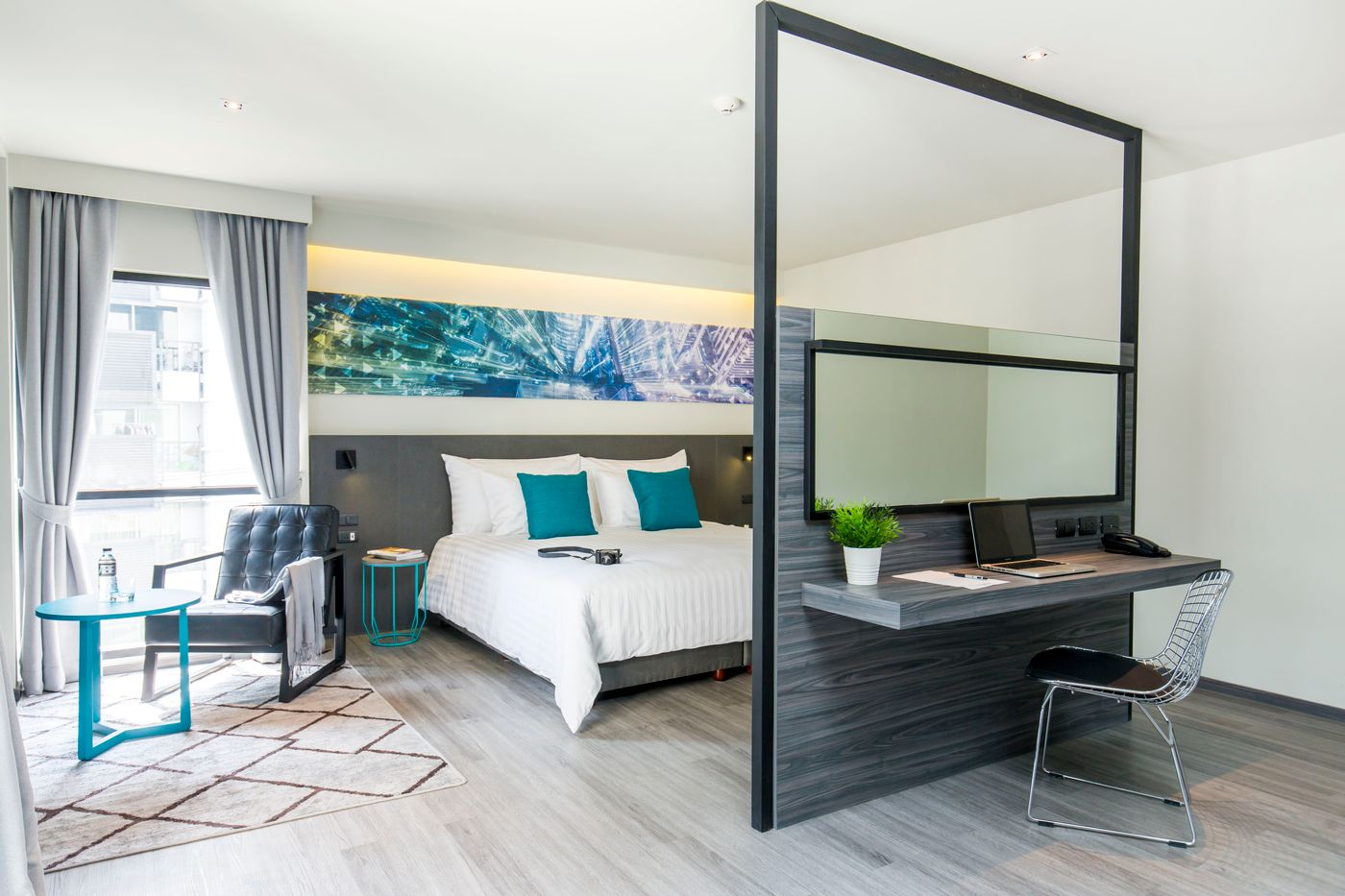 Cross-Vibe-Bangkok-Sukhumvit-Room-8