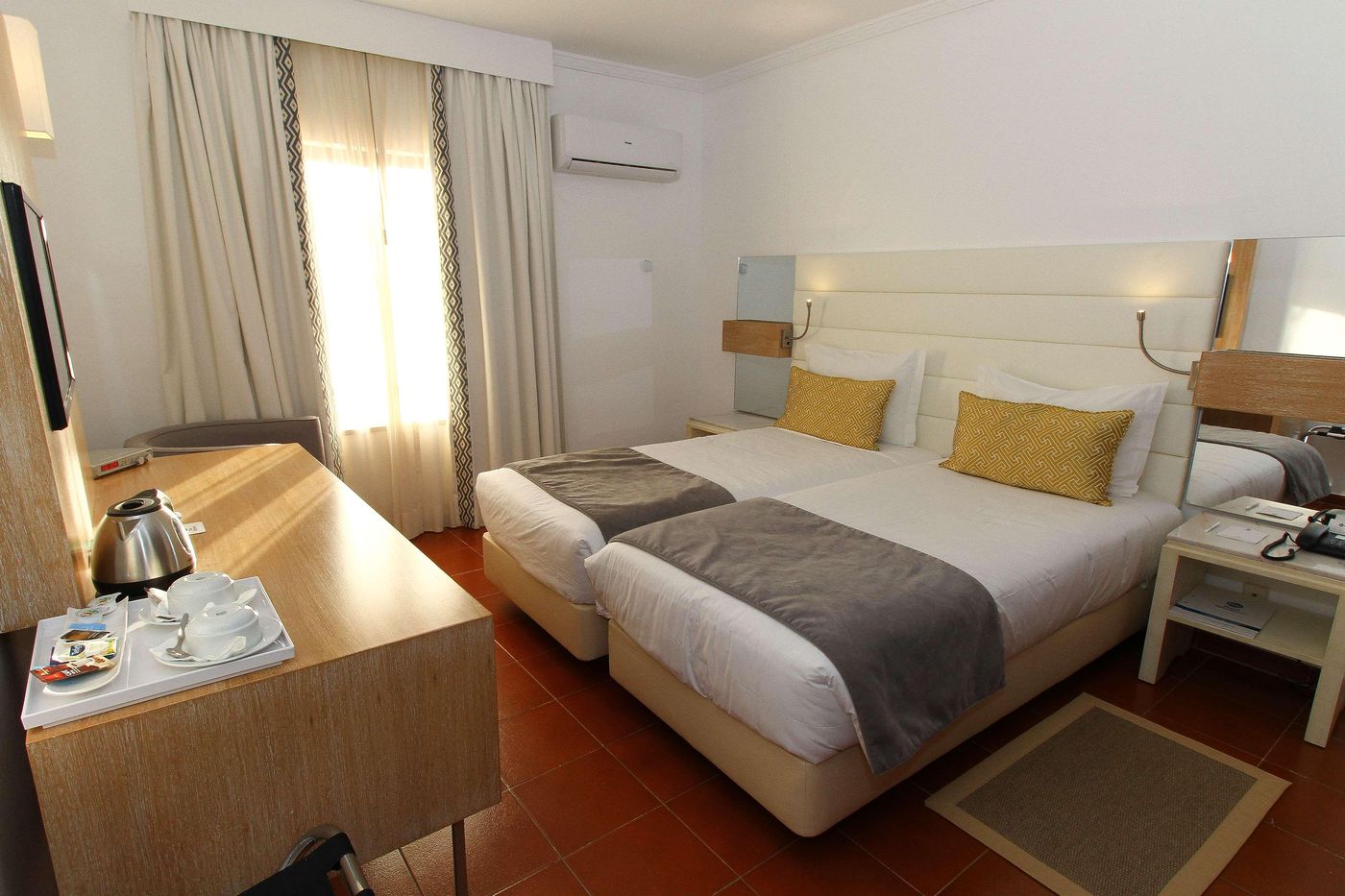 Best-Western-Dom-Bernardo-Room-11