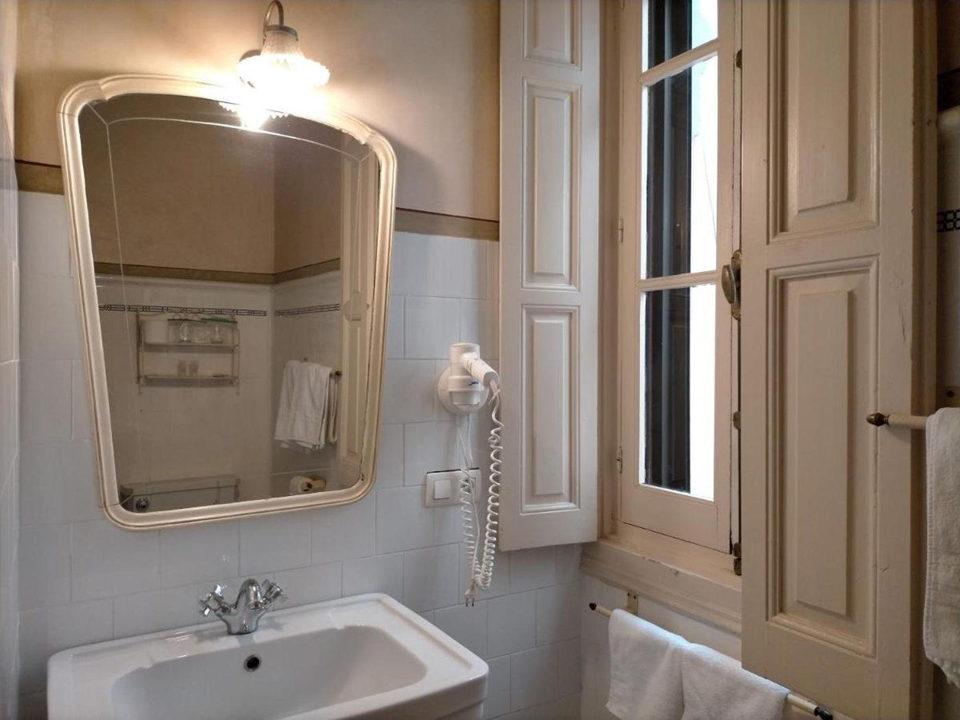 La Casona del Sella-Spain-ARRIONDAS-Room-10