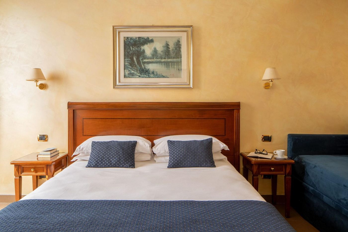 Hotel-Montecarlo-Room-11