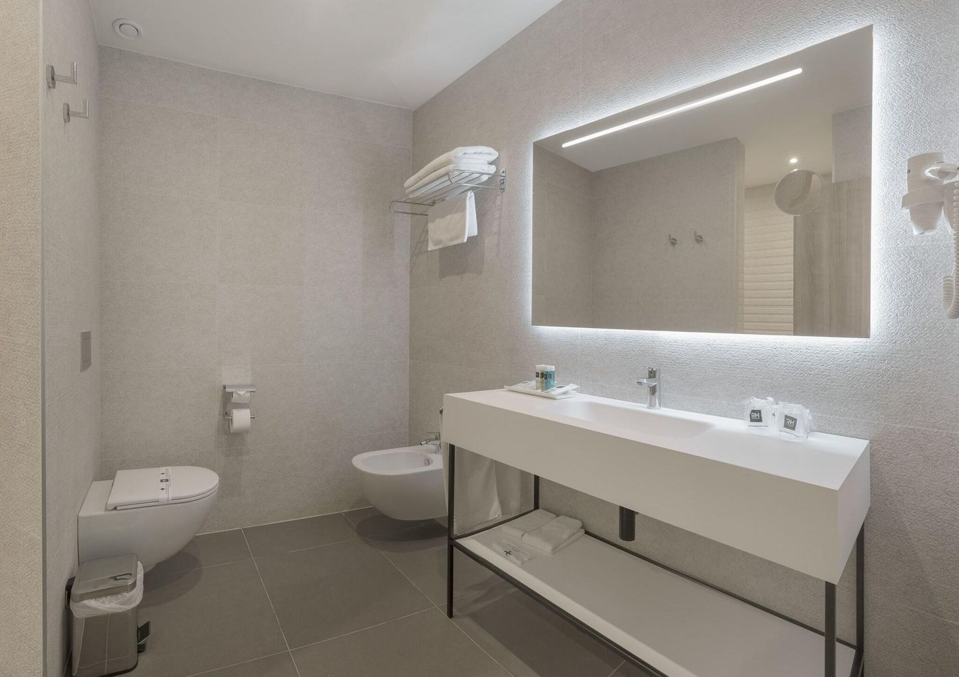 RH-Bayren---Spa-Room-25