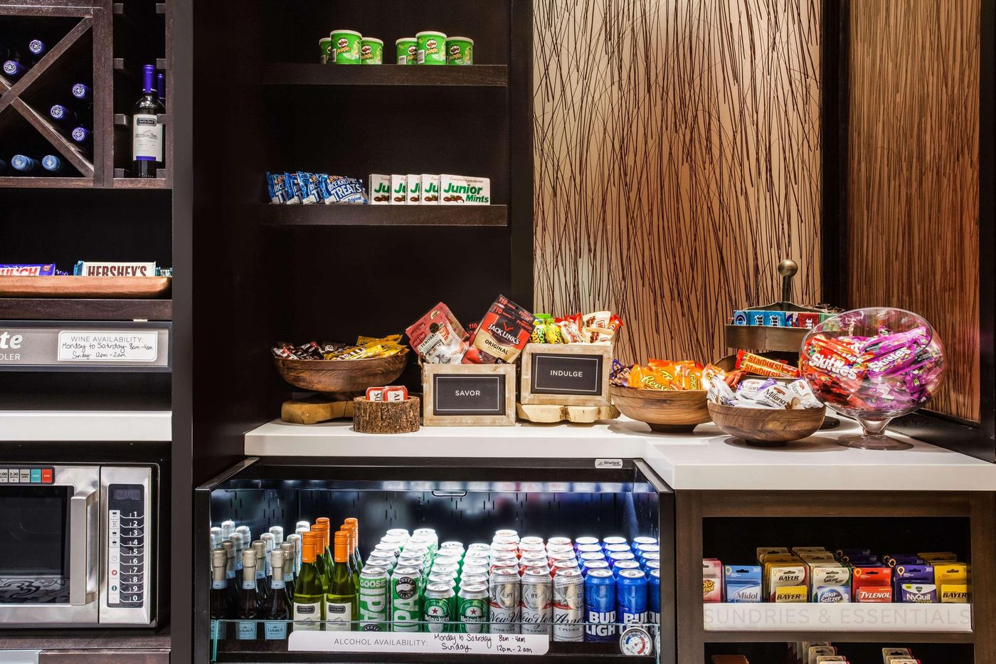 Hilton-Garden-Inn-NY-West-35-Street-General-view-15