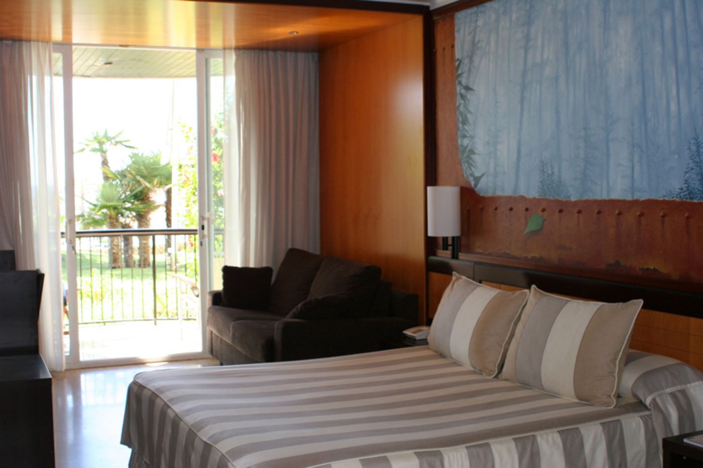 Estela-Barcelona-Room-37