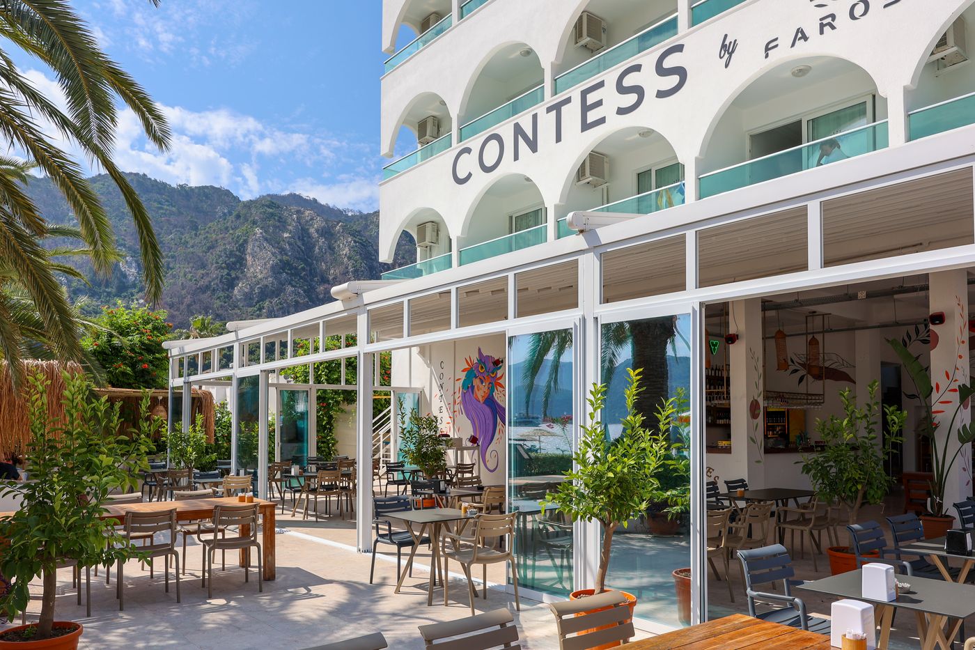 Contess by Faros Hotel 