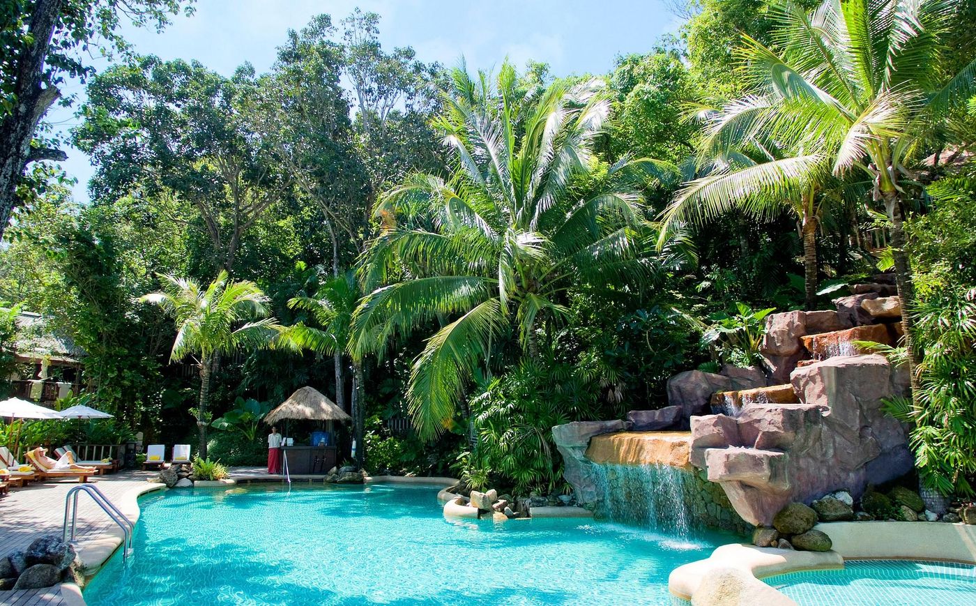 Centara-Villas--Phuket-Pool-1