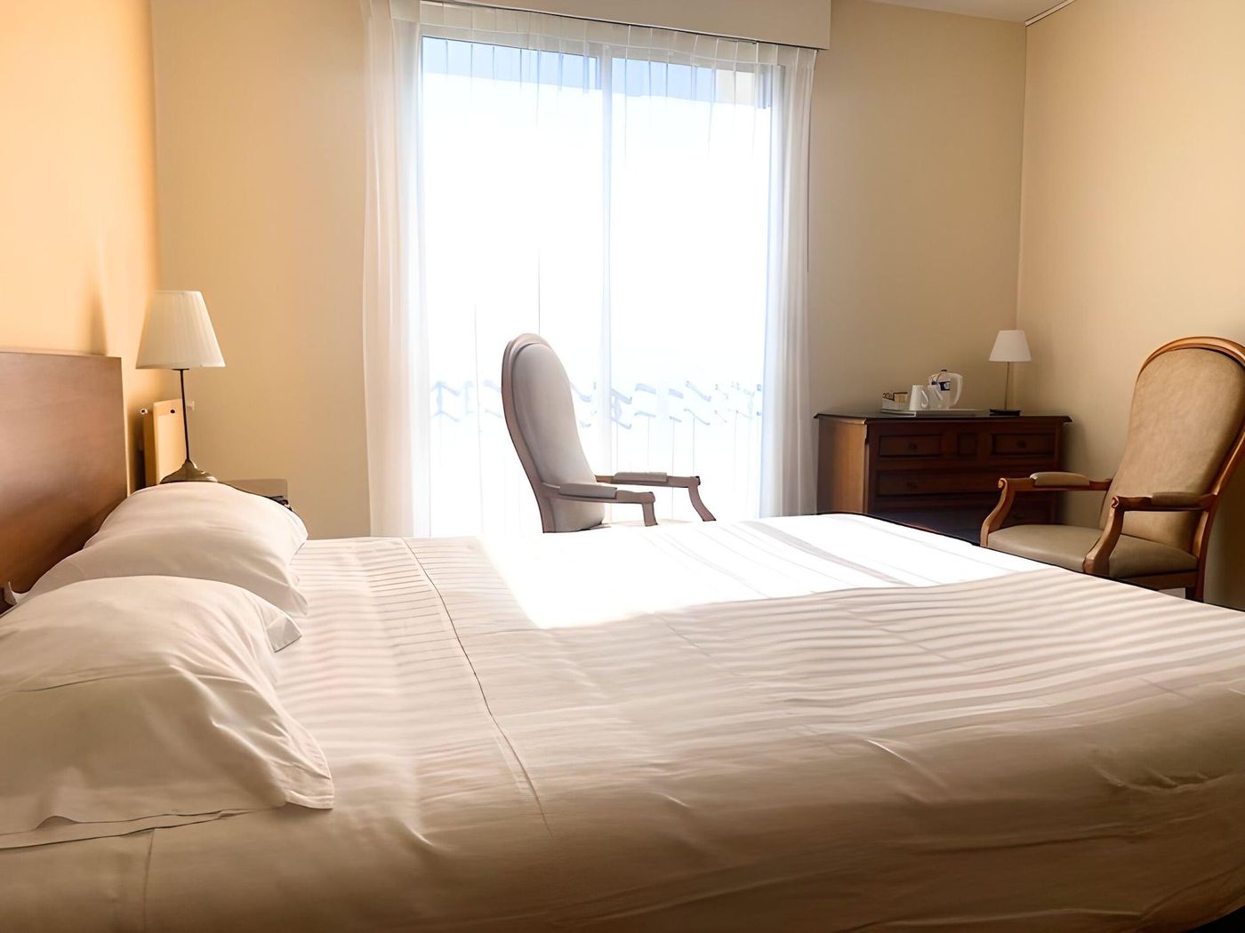 Hôtel Restaurant de la Marine-France-SAINT-HERBLAIN-Room-10