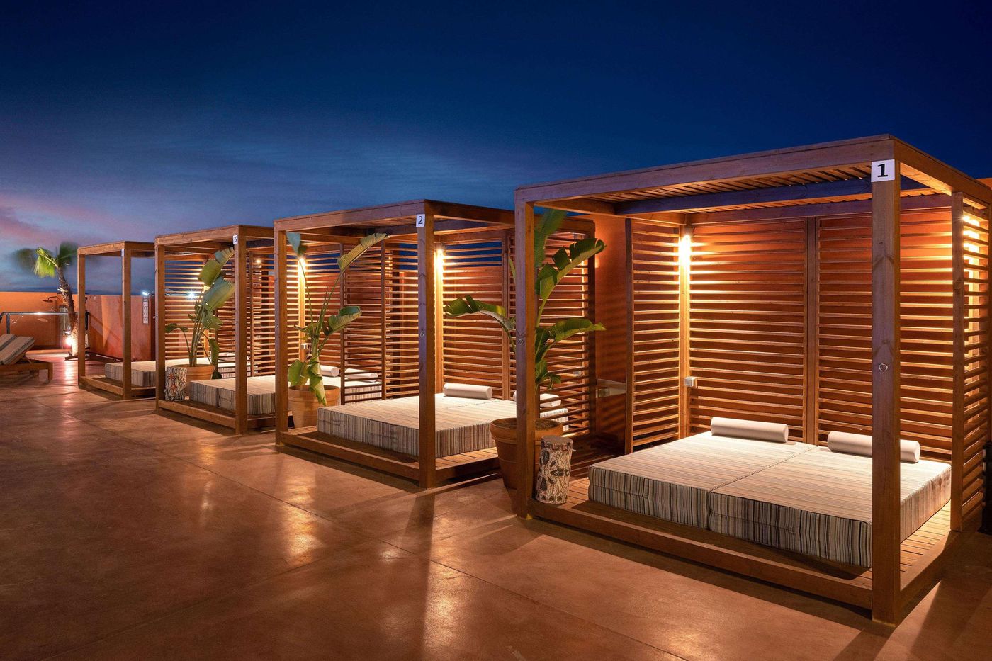 Venezia-Resort-Hotel-Sports-and-Entertainment-106