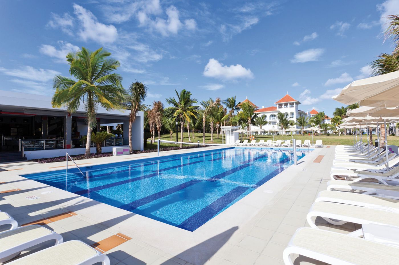 Riu-Palace-Mexico-All-Inclusive-Pool-3