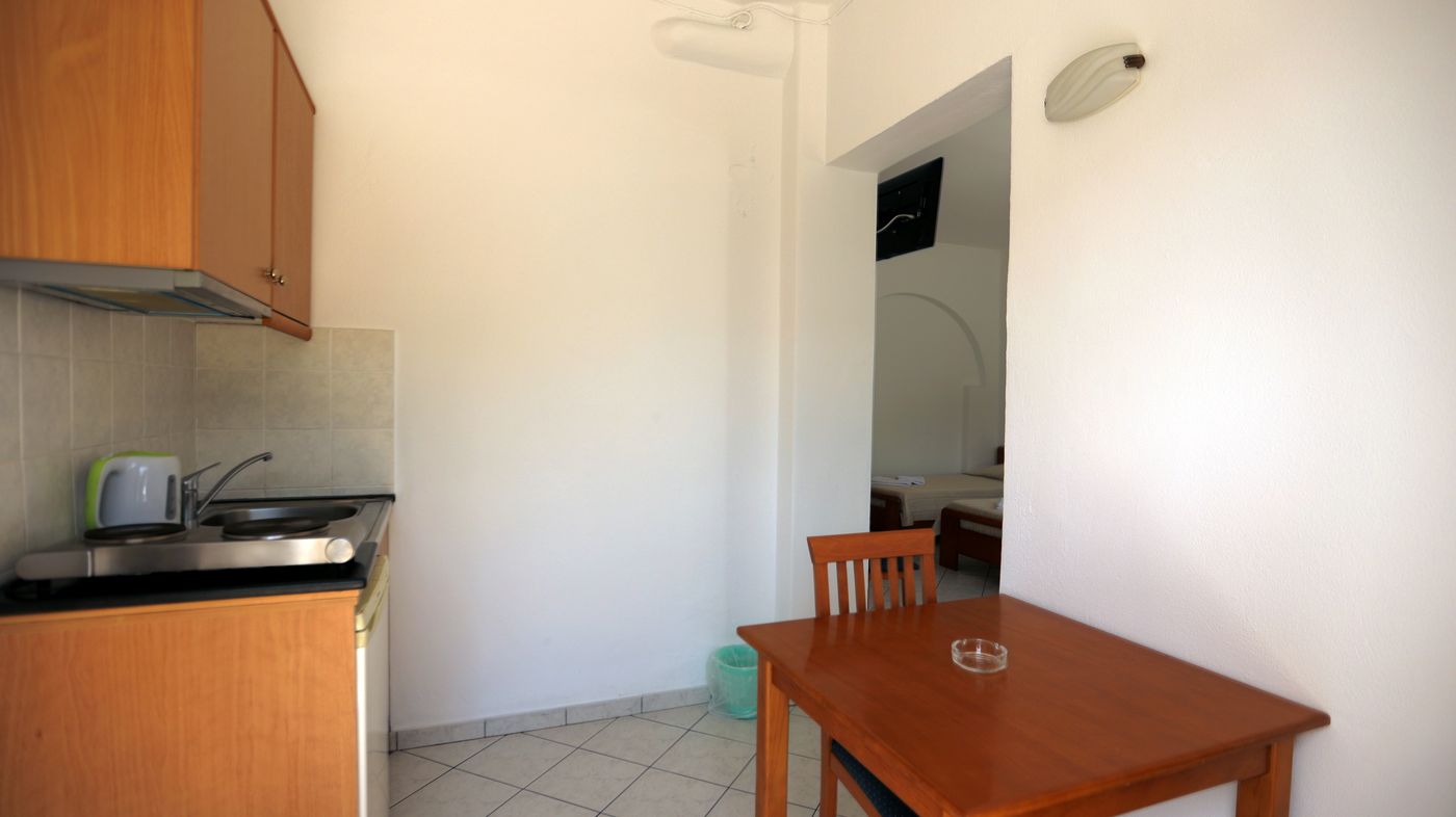 Peter-s-Apartments-Room-16