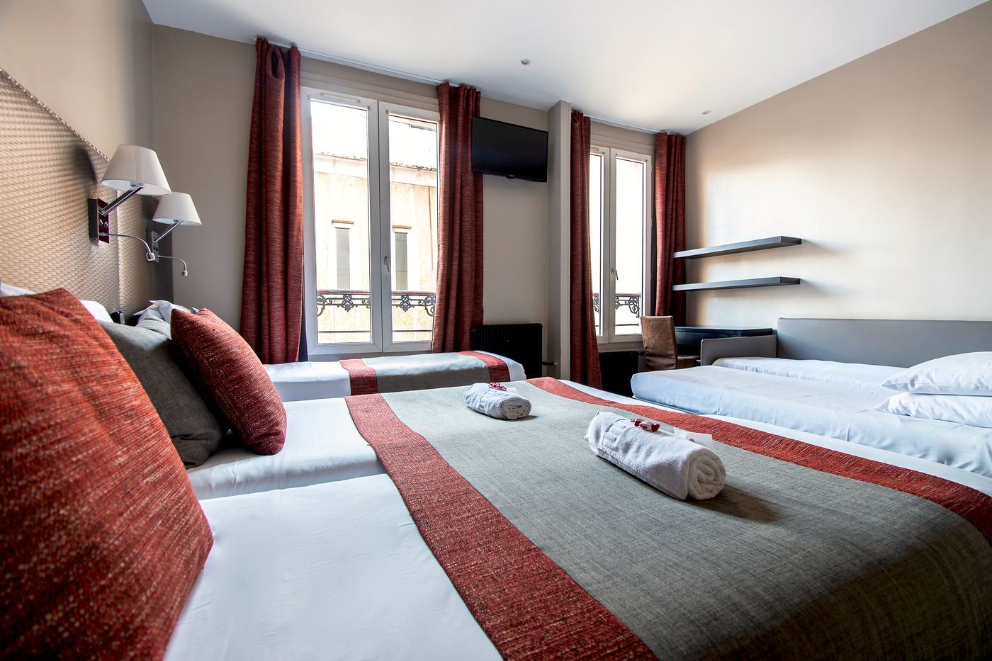 Migny-Opera-Montmartre-Room-3