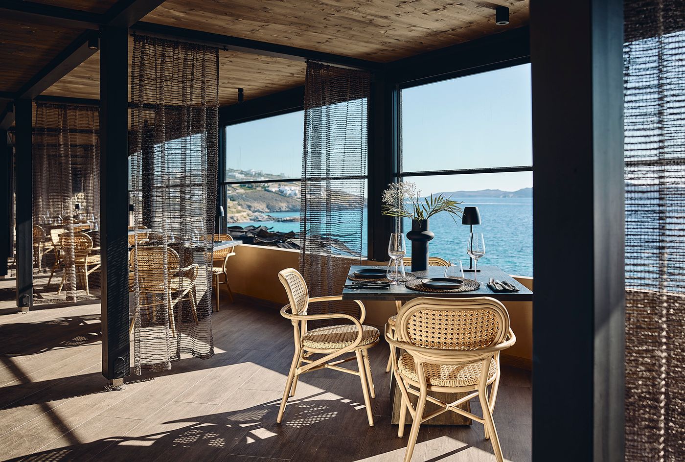 Amazon-Mykonos-Resort---Spa-Restaurant-47