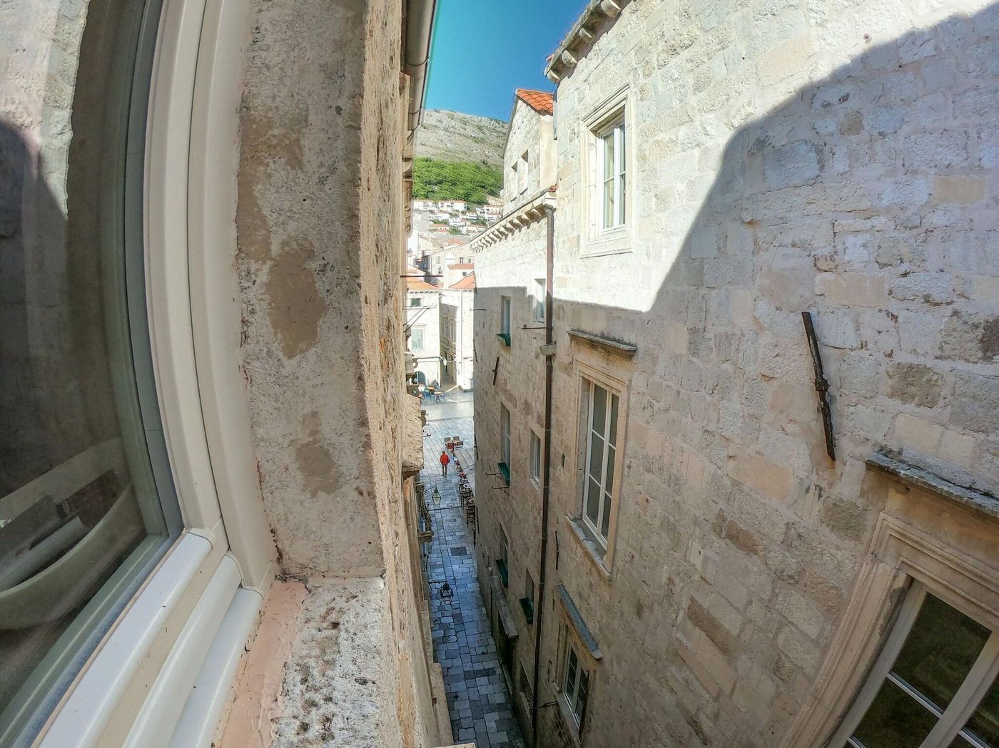 La-Vita-e-Bella-IV-Room-60